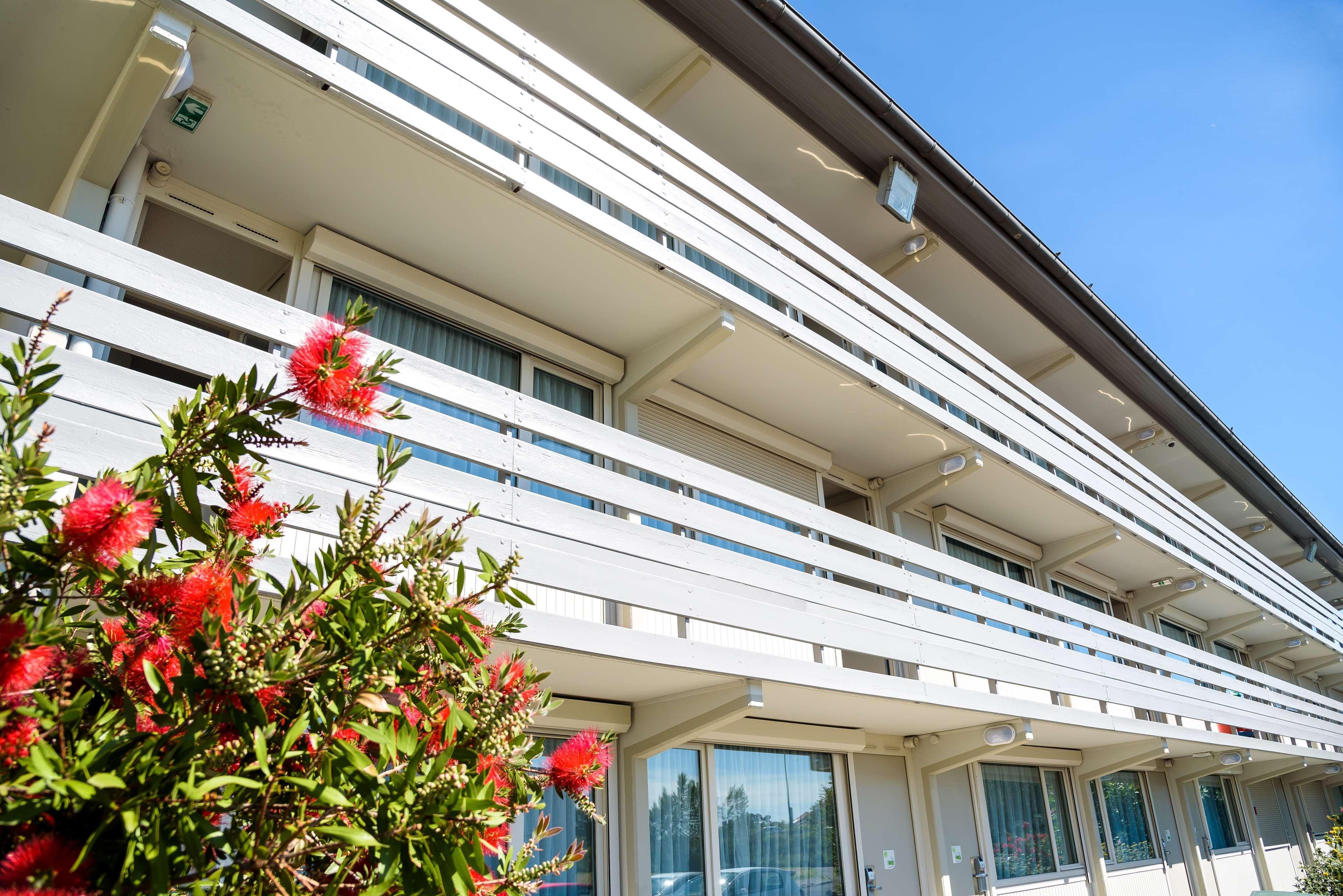 Hotel Campanile Toulouse Sesquieres Exterior foto